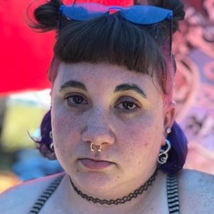 Meet your Posher, Kayla